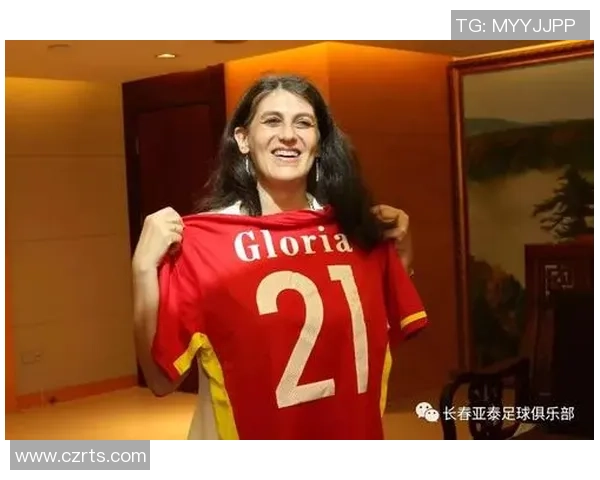 西班牙长发女足球明星的风采与成就探秘